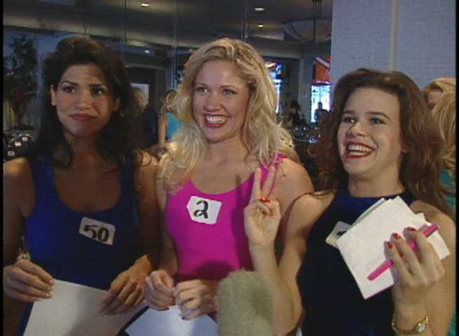 Dallas Cowboys Cheerleaders Auditions: Interviews With the Cheerleaders ( 1996)