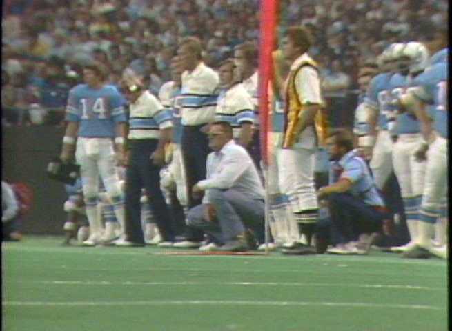 1976 HOUSTON OILERS NFL Football Rare MEDIA GUIDE Yearbook Press Book Coach  Bum